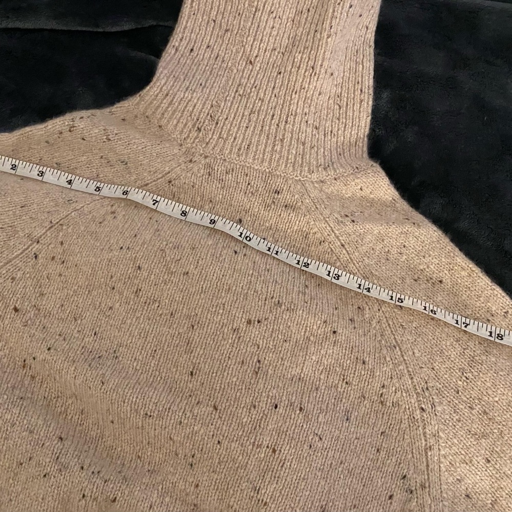 Vince 100% cashmere sweater - Picture 6 of 9